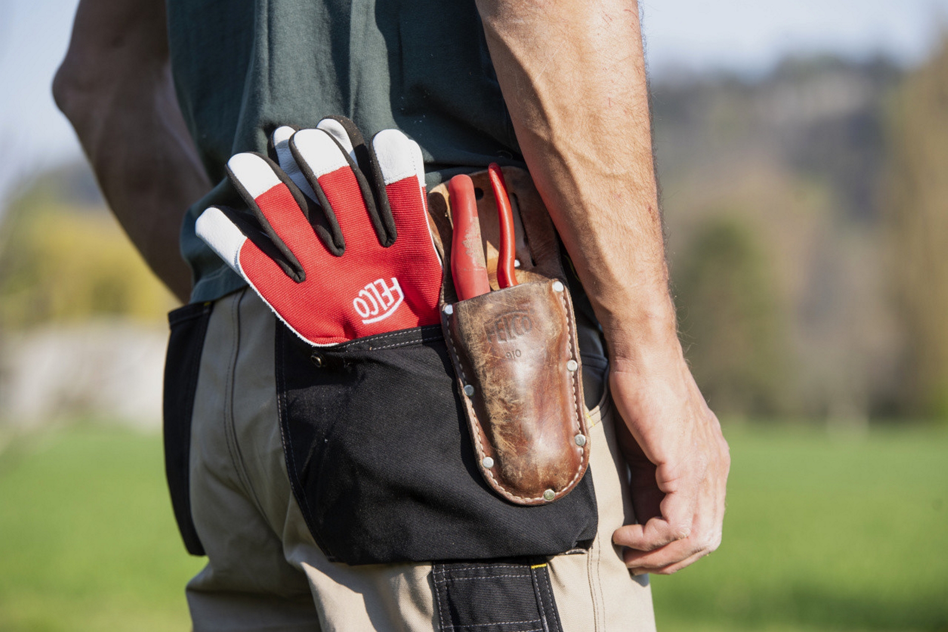 Felco Arbeitshandschuhe 702 im Einsatz