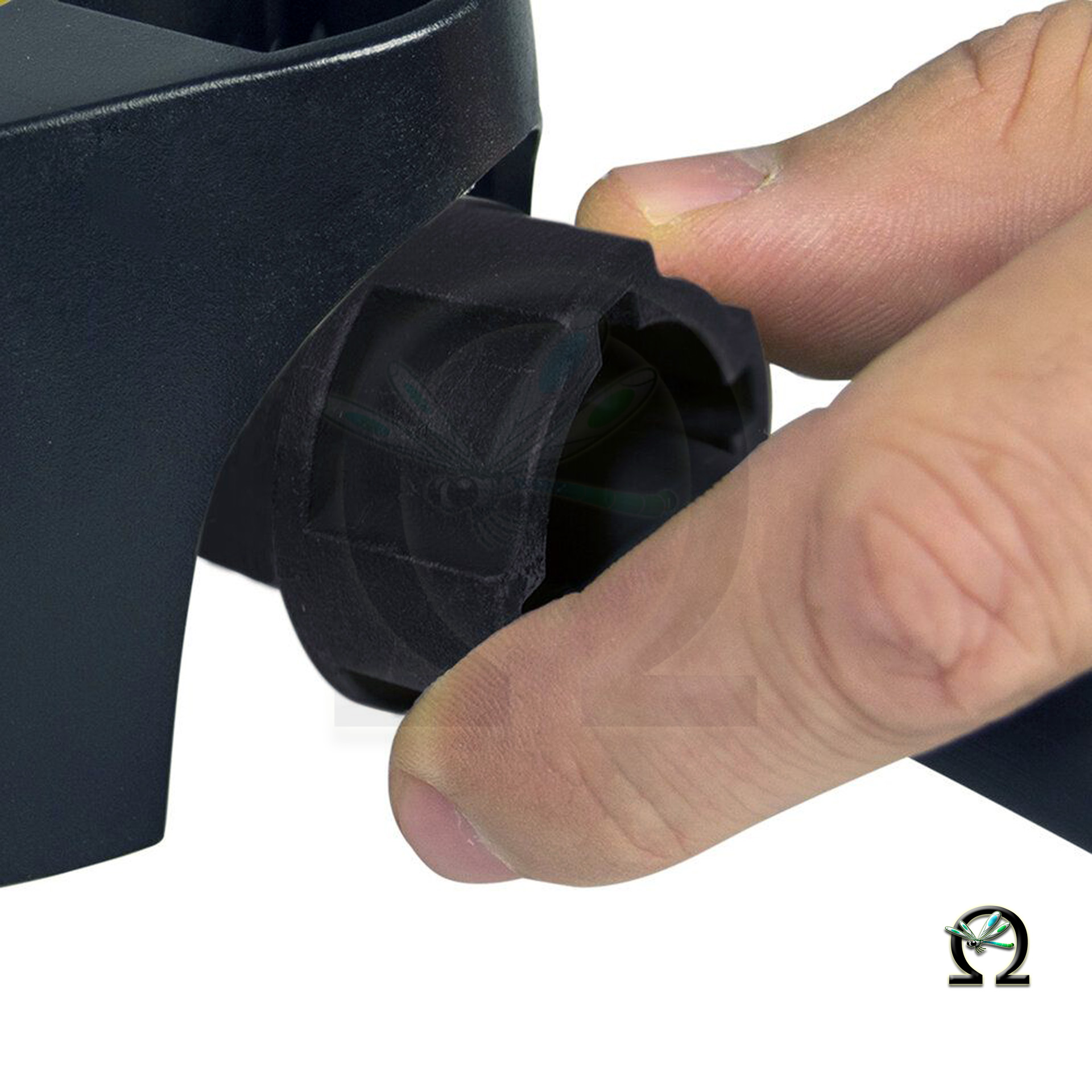 Schlauchanschluss mit Teleskopschraube für eine einfache Montage.