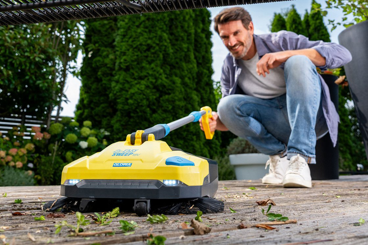 Einfache Handhabung dank EASY MOVE mit schwenkbarem Griff